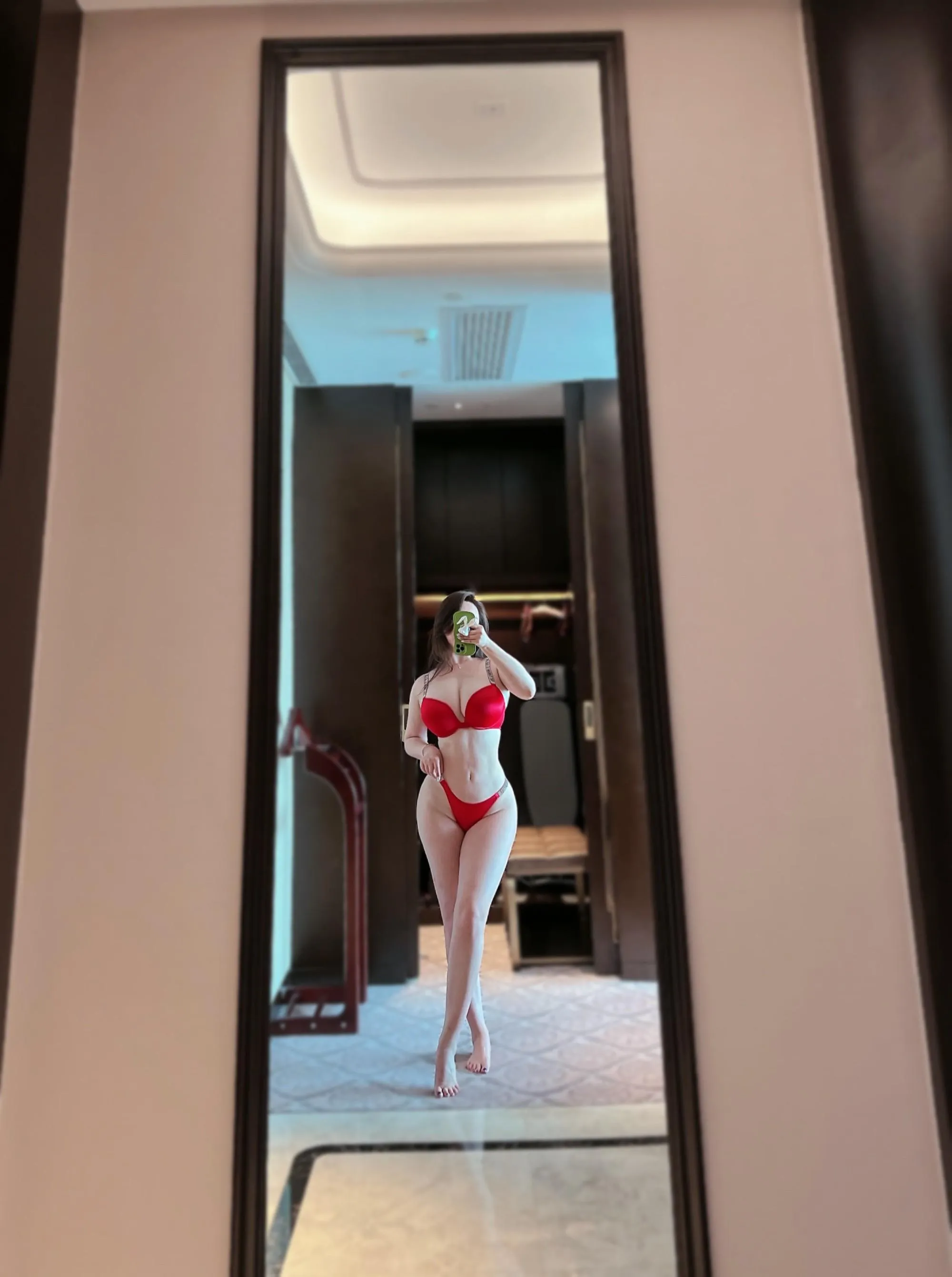 MIYA – NO.011 红色风景 [44P]插图2